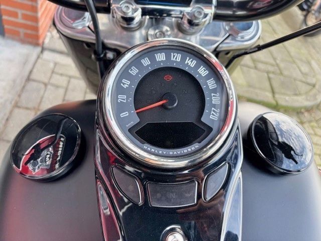 harley-davidson - heritage-classic-softail-flhc