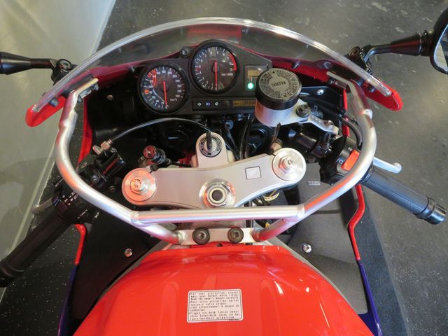 honda - cbr-900-rr-fireblade