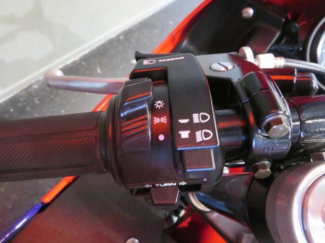 honda - cbr-900-rr-fireblade