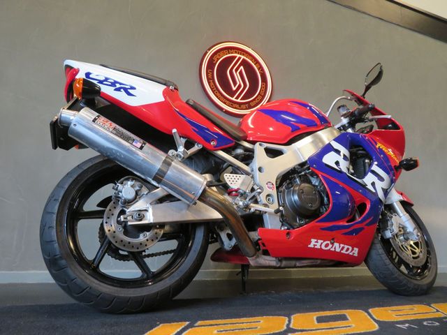 honda - cbr-900-rr-fireblade