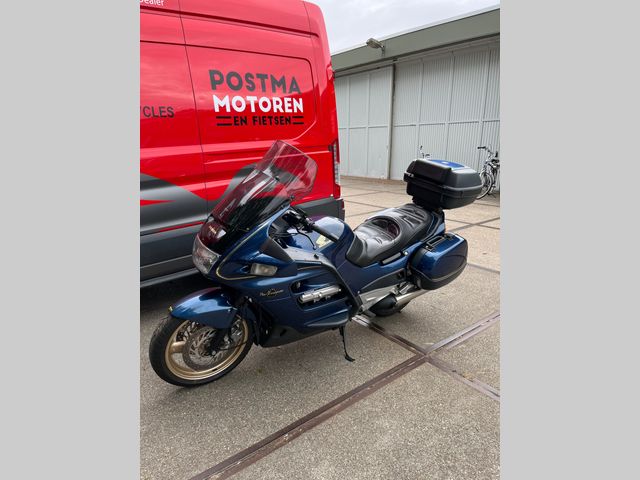 honda - st-1100-pan-european