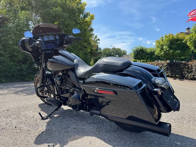 harley-davidson - street-glide-st-flhxst