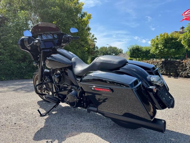 harley-davidson - street-glide-st-flhxst