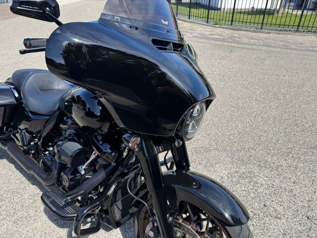harley-davidson - street-glide-st-flhxst