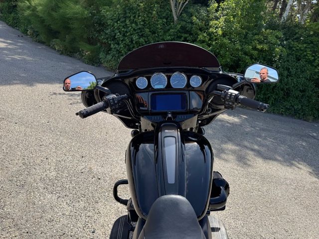 harley-davidson - street-glide-st-flhxst