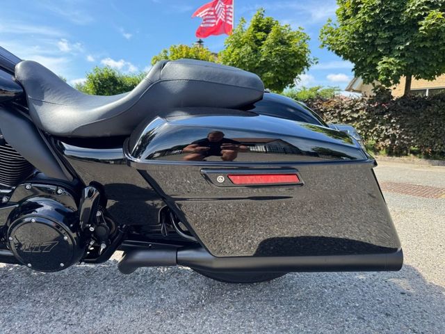 harley-davidson - street-glide-st-flhxst