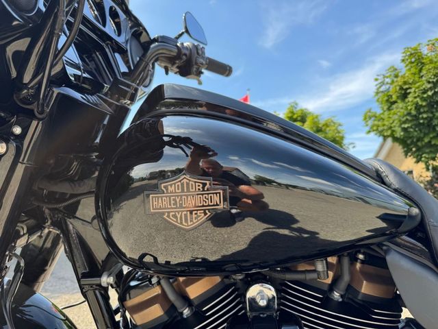 harley-davidson - street-glide-st-flhxst