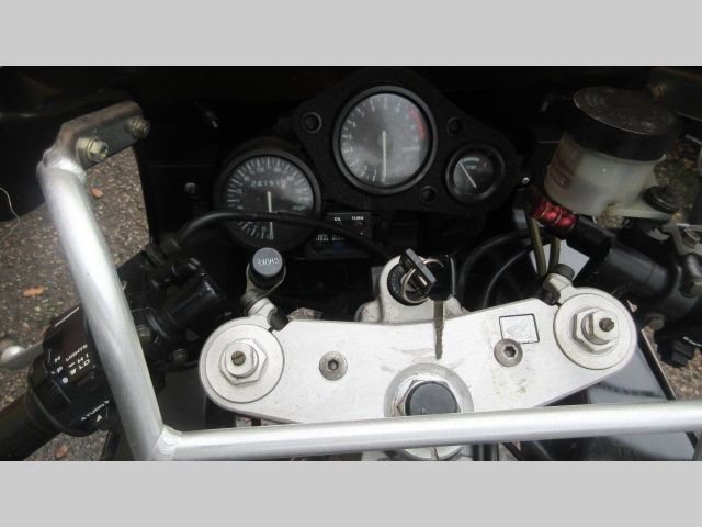 honda - cbr-900-rr-fireblade