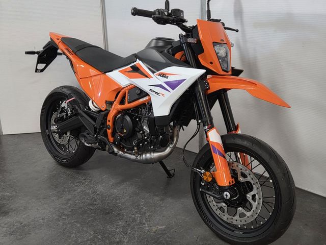 ktm - 390-smc-r