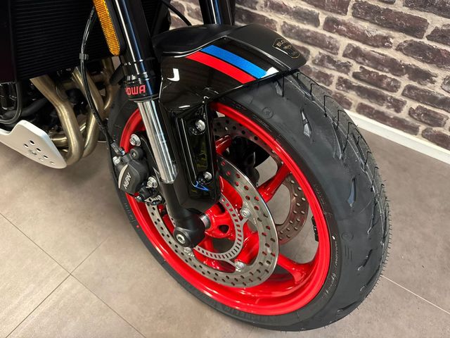 triumph - trident-660