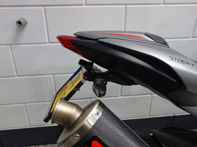 triumph - street-triple-rs