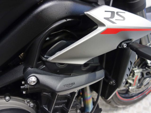 triumph - street-triple-rs