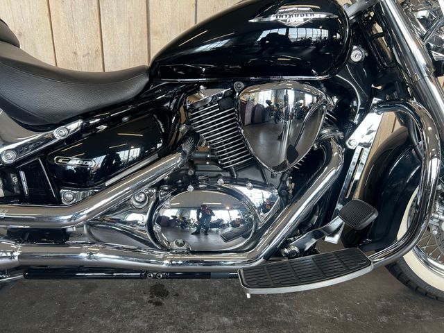 suzuki - c-800-intruder