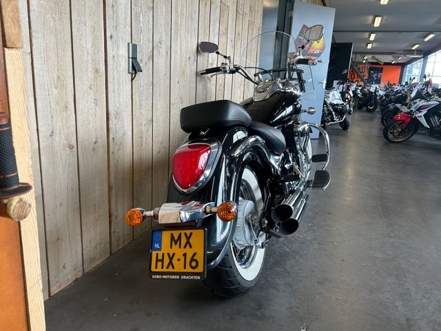 suzuki - c-800-intruder