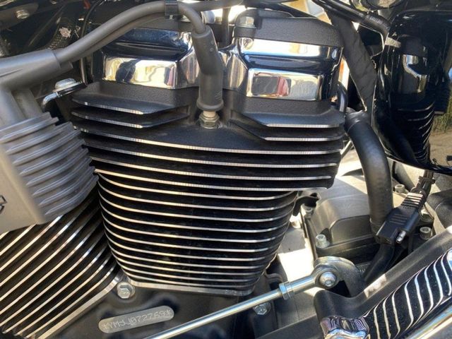 harley-davidson - softail-sportglide