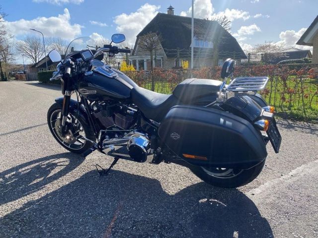 harley-davidson - softail-sportglide
