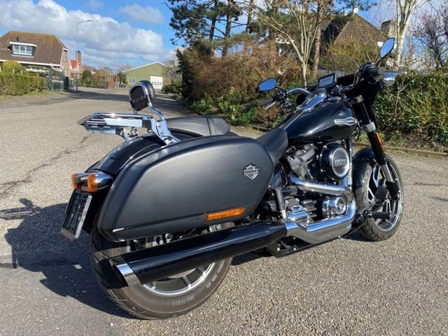 harley-davidson - softail-sportglide