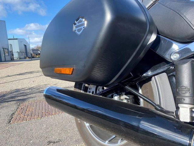 harley-davidson - softail-sportglide