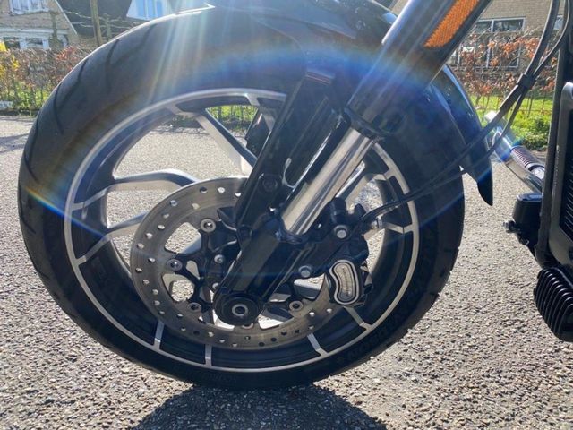 harley-davidson - softail-sportglide