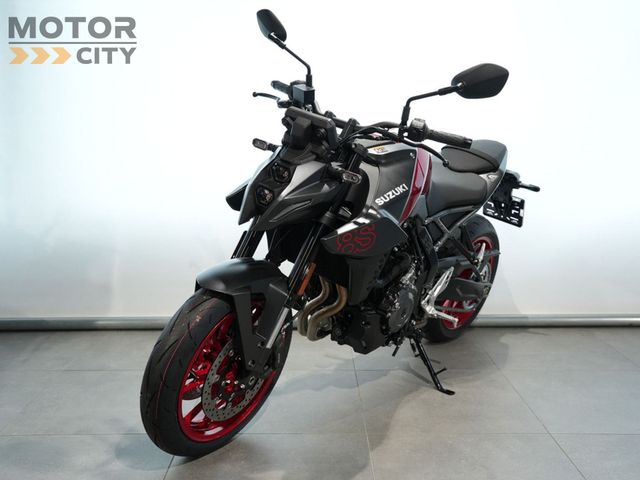 suzuki - gsx-8s