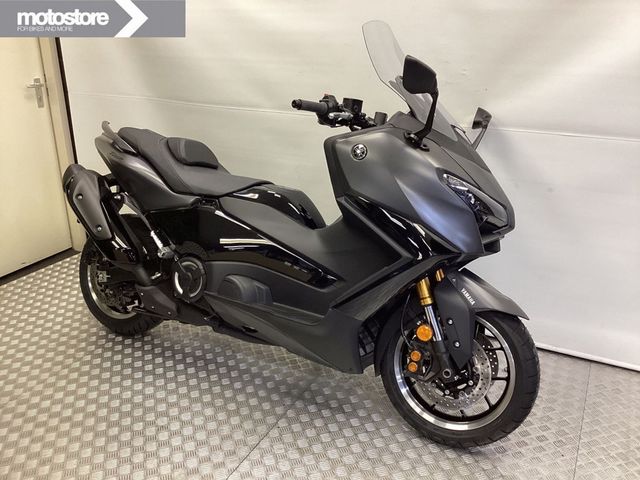 yamaha - tmax-tech-max-560