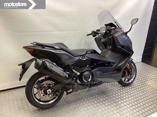 yamaha - tmax-tech-max-560