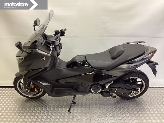 yamaha - tmax-tech-max-560