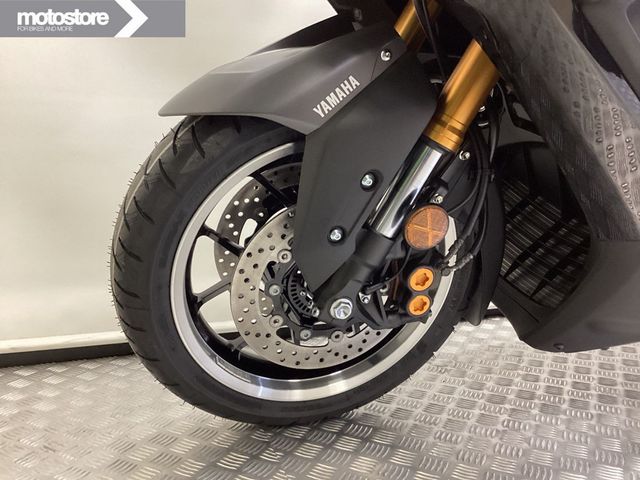 yamaha - tmax-tech-max-560