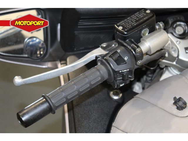 honda - st-1300-pan-european