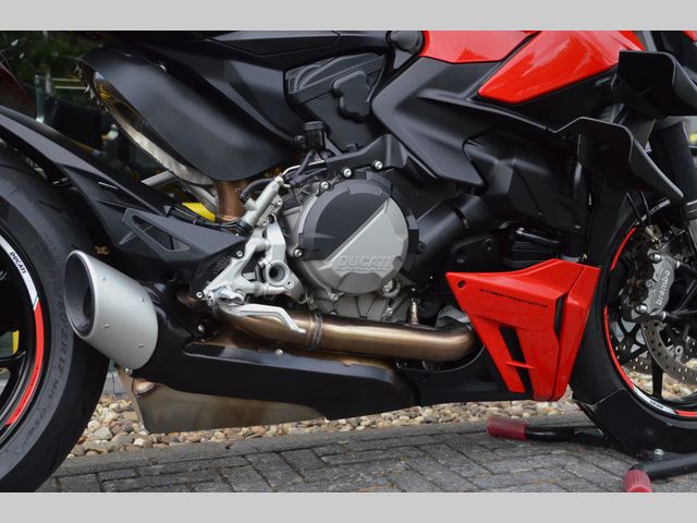 ducati - streetfighter-v2