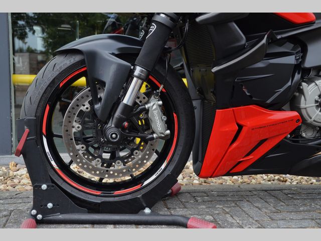 ducati - streetfighter-v2