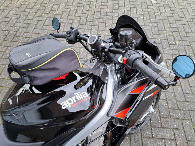 aprilia - tuono-660-factory