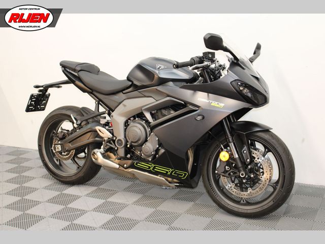 triumph - daytona-660