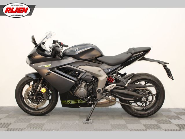 triumph - daytona-660