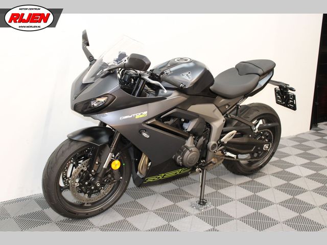 triumph - daytona-660