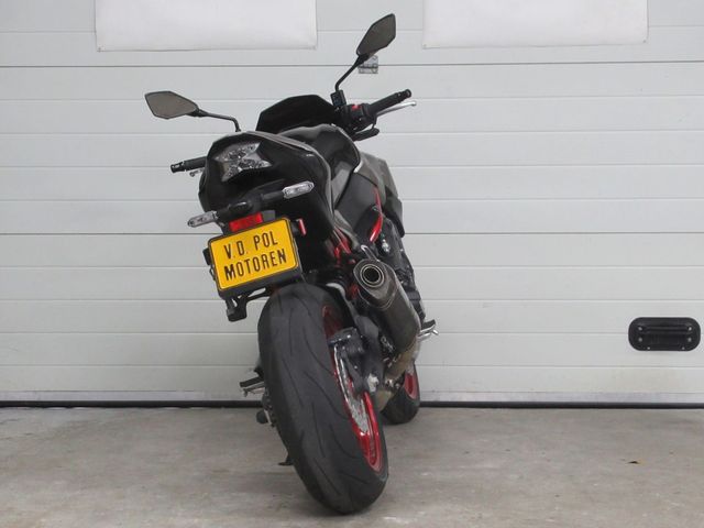 kawasaki - z900