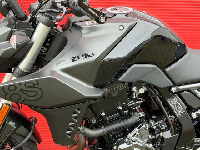 suzuki - gsx-8s