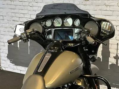 HARLEY-DAVIDSON STREET GLIDE SPECIAL FLHXS – foto 4