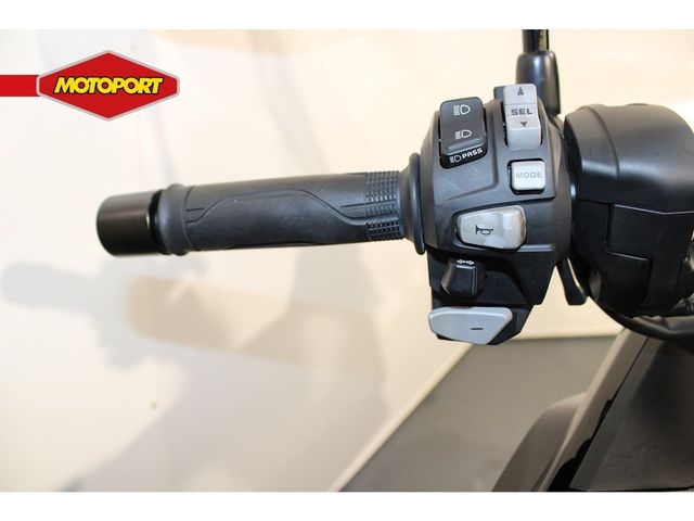 honda - nc-750-x-dct