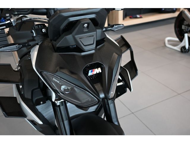 bmw - m-1000-r