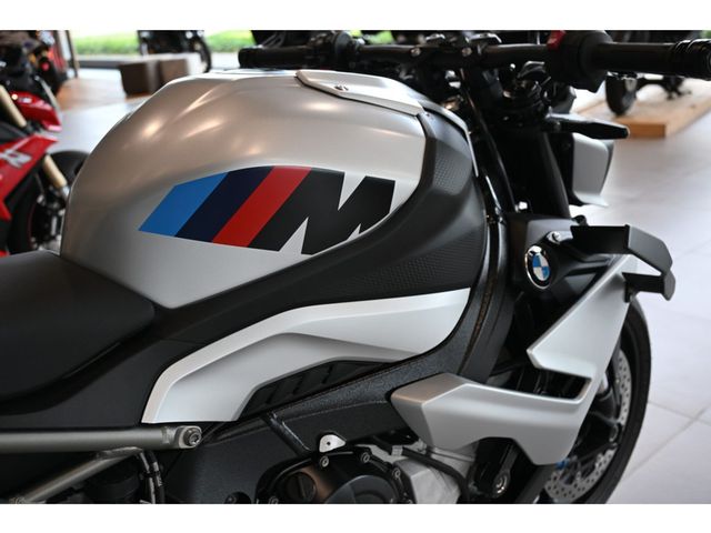 bmw - m-1000-r