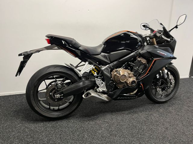honda - cbr-650-r