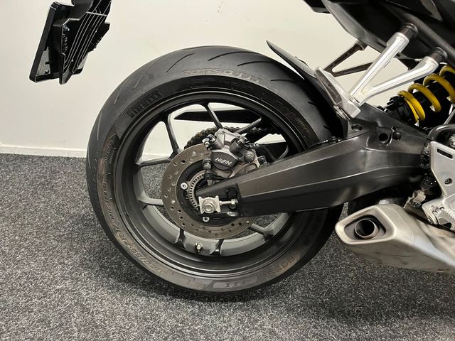 honda - cbr-650-r