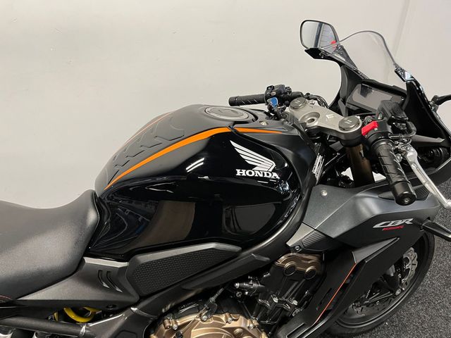 honda - cbr-650-r