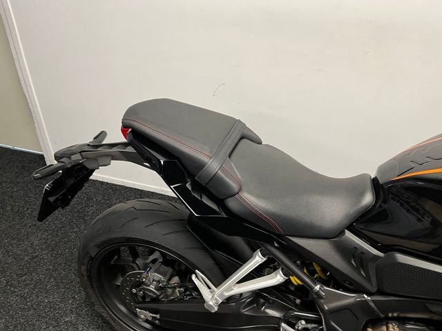 honda - cbr-650-r