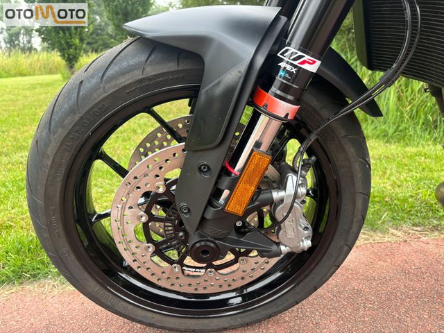 ktm - 890-duke