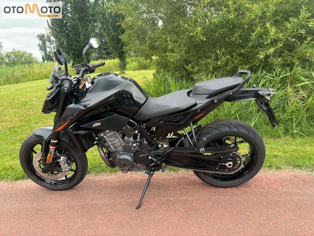 ktm - 890-duke