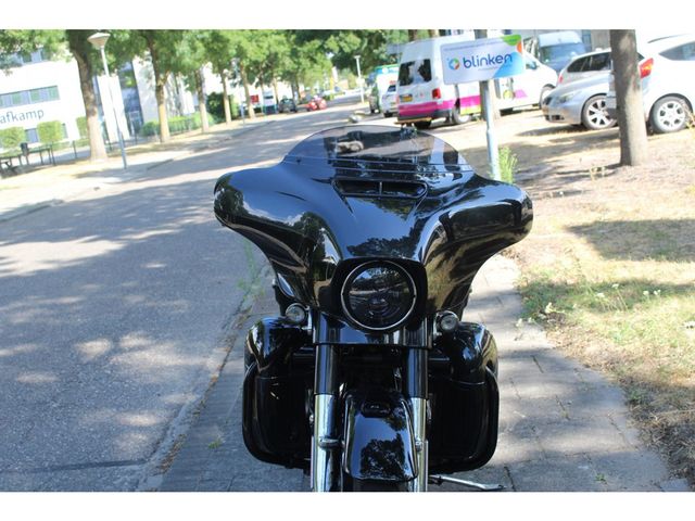 harley-davidson - cvo-street-glide