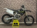 TRIUMPH TF 250 X