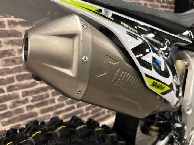 triumph - tf-250-x